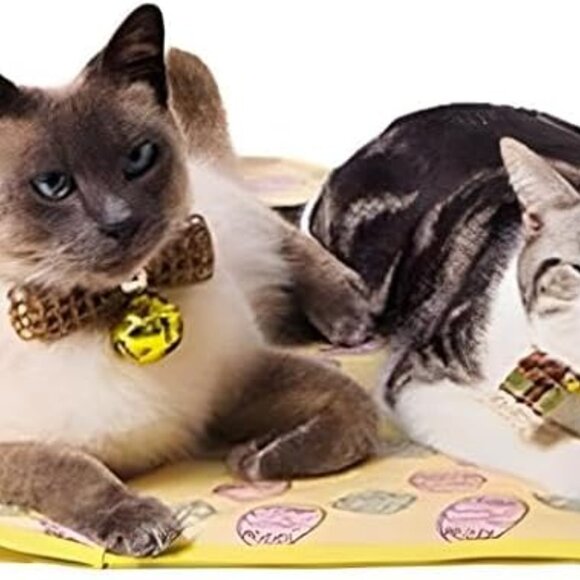 NACOCO Dog Cooling Mat Yellow Egg Washable Cooling Pad 38.5x 27.5 Easter NEW Cat - Picture 9 of 12
